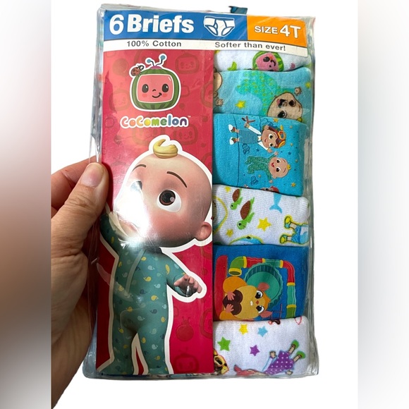 Cocomelon Briefs 6 pack, 4T, NEW - Picture 6 of 7